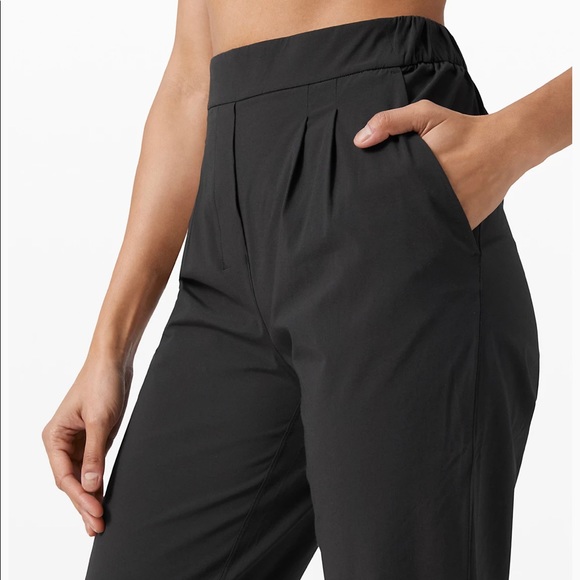 Lululemon Your True Trouser Black crop - Picture 2 of 8